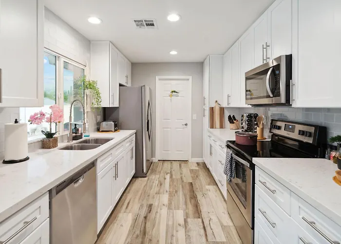 Holiday home Spacious Scottsdale Getaway With Pool